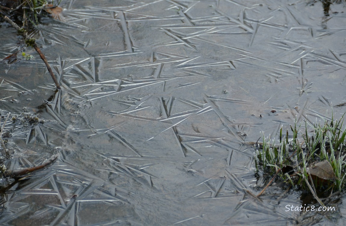 Triangle designs in ice